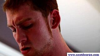 Hot jock uses muscle to pound amateur - porn video