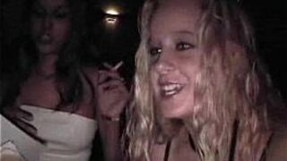 StrippingInABackOffice - porn video