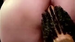 He puts a brush in his toto and ass - porn video