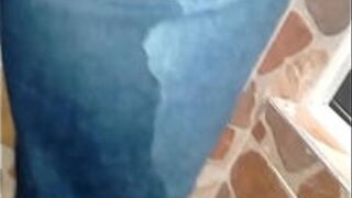 Wetting my pants and i enjoy it - porn video